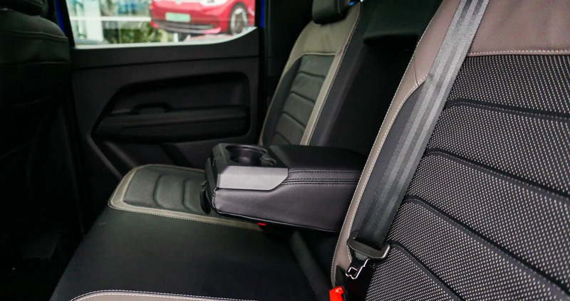 Volkswagen Amarok cena 289498 przebieg: 11000, rok produkcji 2023 z Międzylesie małe 667